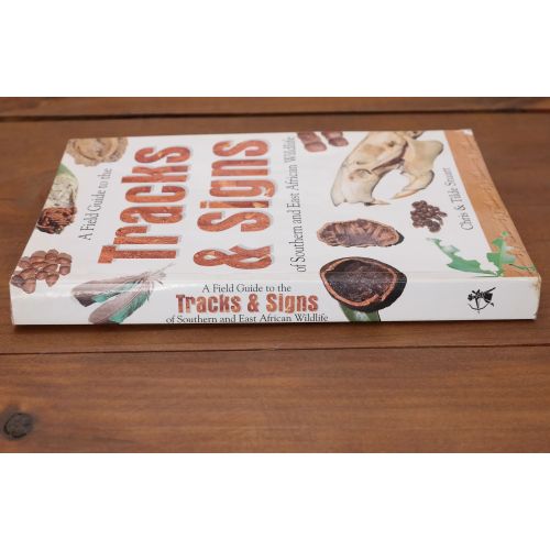 A Field Guide To The Tracks & Signs Of Southern And Eastern African Wildlife | Home | Mickle & More Second-Hand Books