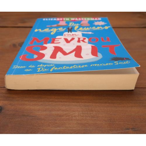 Die Nege Lewens Van Mevrou Smit | Fiksie | Mickle & More Second-Hand Books