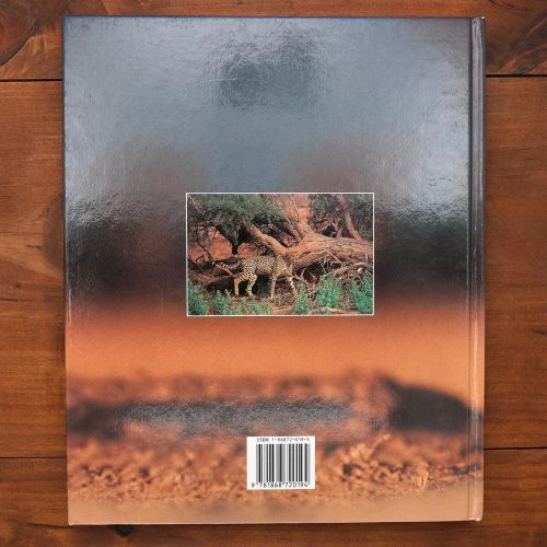 The Kalahari - Survival In A Thirstland Wilderness | Nature & Wildlife | Mickle & More Second-Hand Books