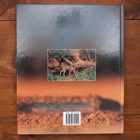 The Kalahari - Survival In A Thirstland Wilderness | Nature & Wildlife | Mickle & More Second-Hand Books