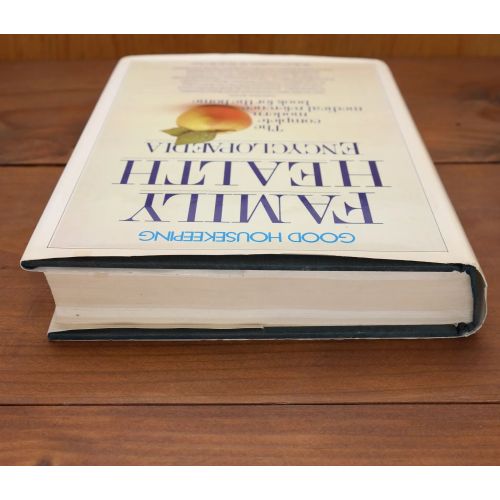 Family Health Encyclopaedia - The Complete Modern Medical Reference Book For The Home | Home | Mickle & More Second-Hand Books
