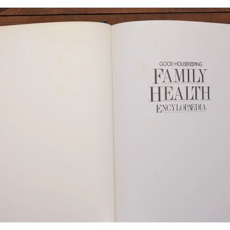 Family Health Encyclopaedia - The Complete Modern Medical Reference Book For The Home | Home | Mickle & More Second-Hand Books