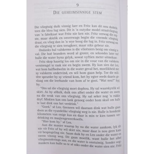 Fritz Deelman en die Swart Eiland | Jeug | Mickle & More Second-Hand Books