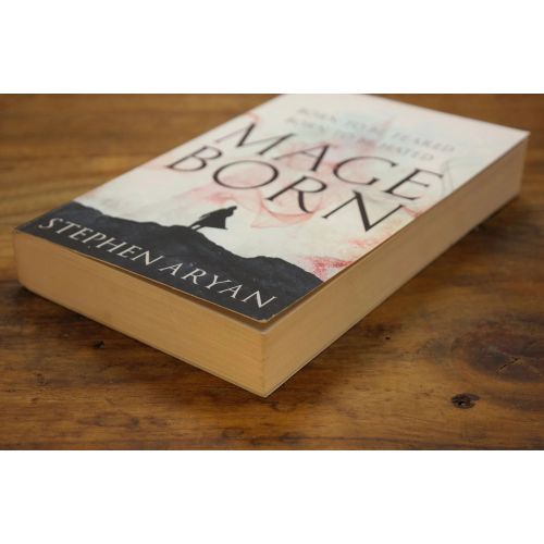 Mageborn | Magic | Mickle & More Second-Hand Books