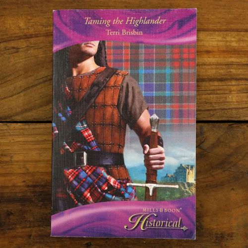 Taming The Highlander | Romance | Mickle & More Second-Hand Books