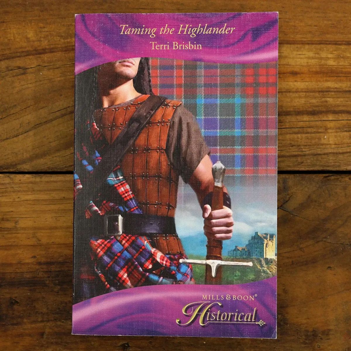 Taming The Highlander | Romance | Mickle & More Second-Hand Books