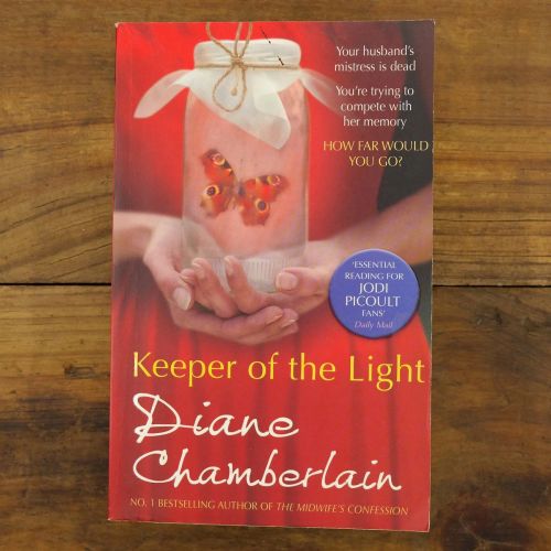 Keeper Of The Light (Kiss River Trilogy Book 1) | Suspense | Mickle & More Second-Hand Books