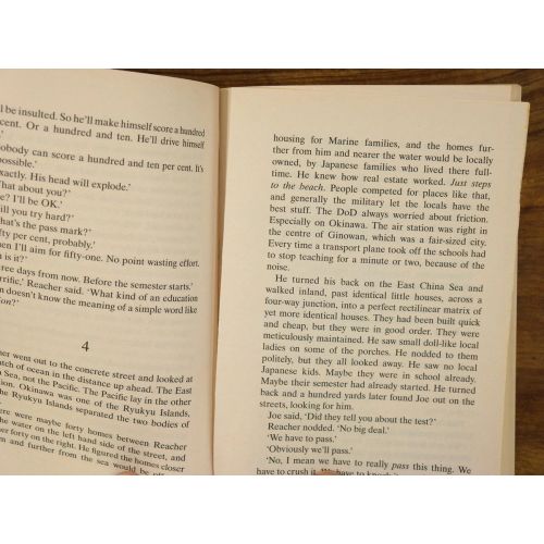 No Middle Name: The Complete Collected Short Stories | Thriller | Mickle & More Second-Hand Books