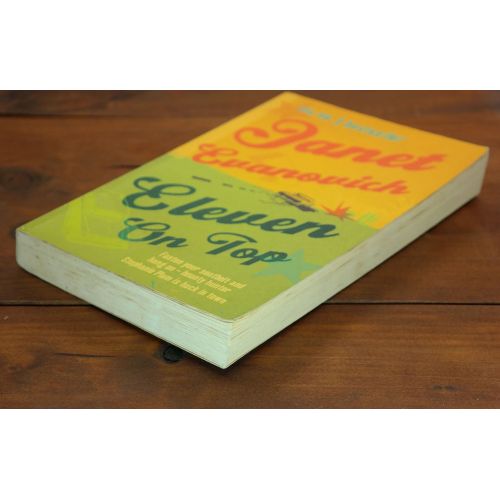 Eleven On Top (Stephanie Plum Book 11) | Mystery | Mickle & More Second-Hand Books